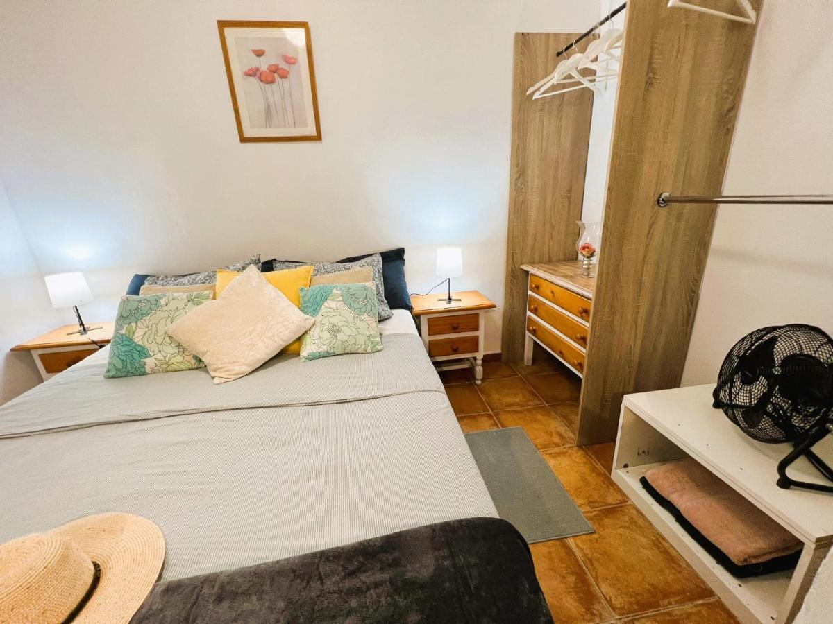 Alcalá Alcamar Habitacion Privada Con Las Areas De Sala, Cocina Y Bano Que Se Comparten Cerca Al Mar! מראה חיצוני תמונה