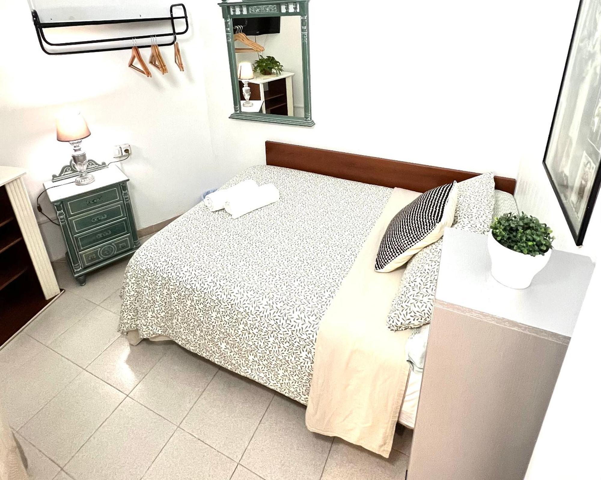 Alcalá Alcamar Habitacion Privada Con Las Areas De Sala, Cocina Y Bano Que Se Comparten Cerca Al Mar! מראה חיצוני תמונה