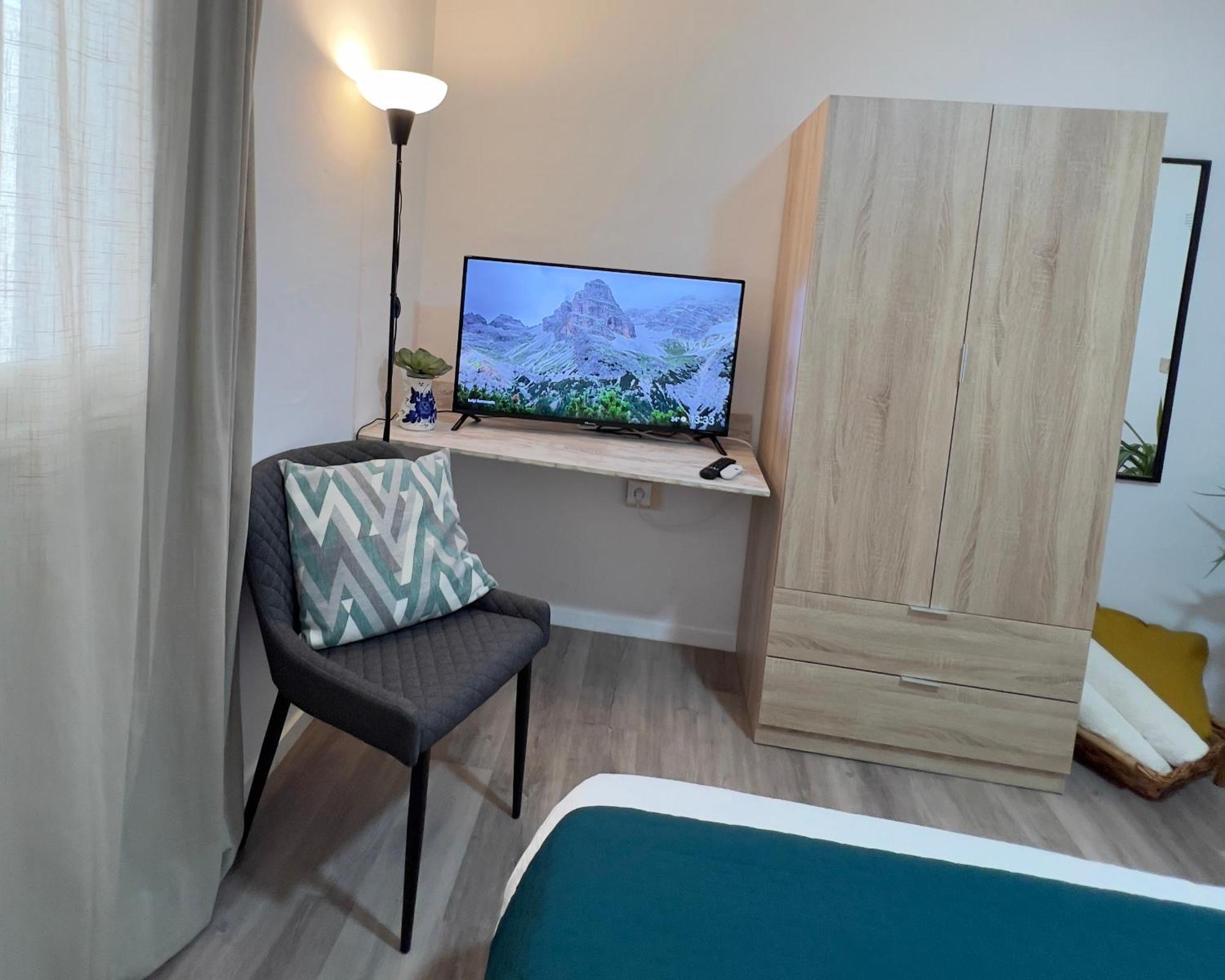Alcalá Alcamar Habitacion Privada Con Las Areas De Sala, Cocina Y Bano Que Se Comparten Cerca Al Mar! מראה חיצוני תמונה