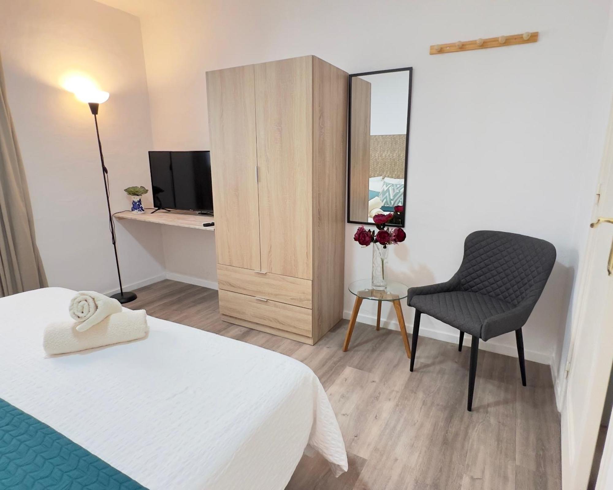 Alcalá Alcamar Habitacion Privada Con Las Areas De Sala, Cocina Y Bano Que Se Comparten Cerca Al Mar! מראה חיצוני תמונה