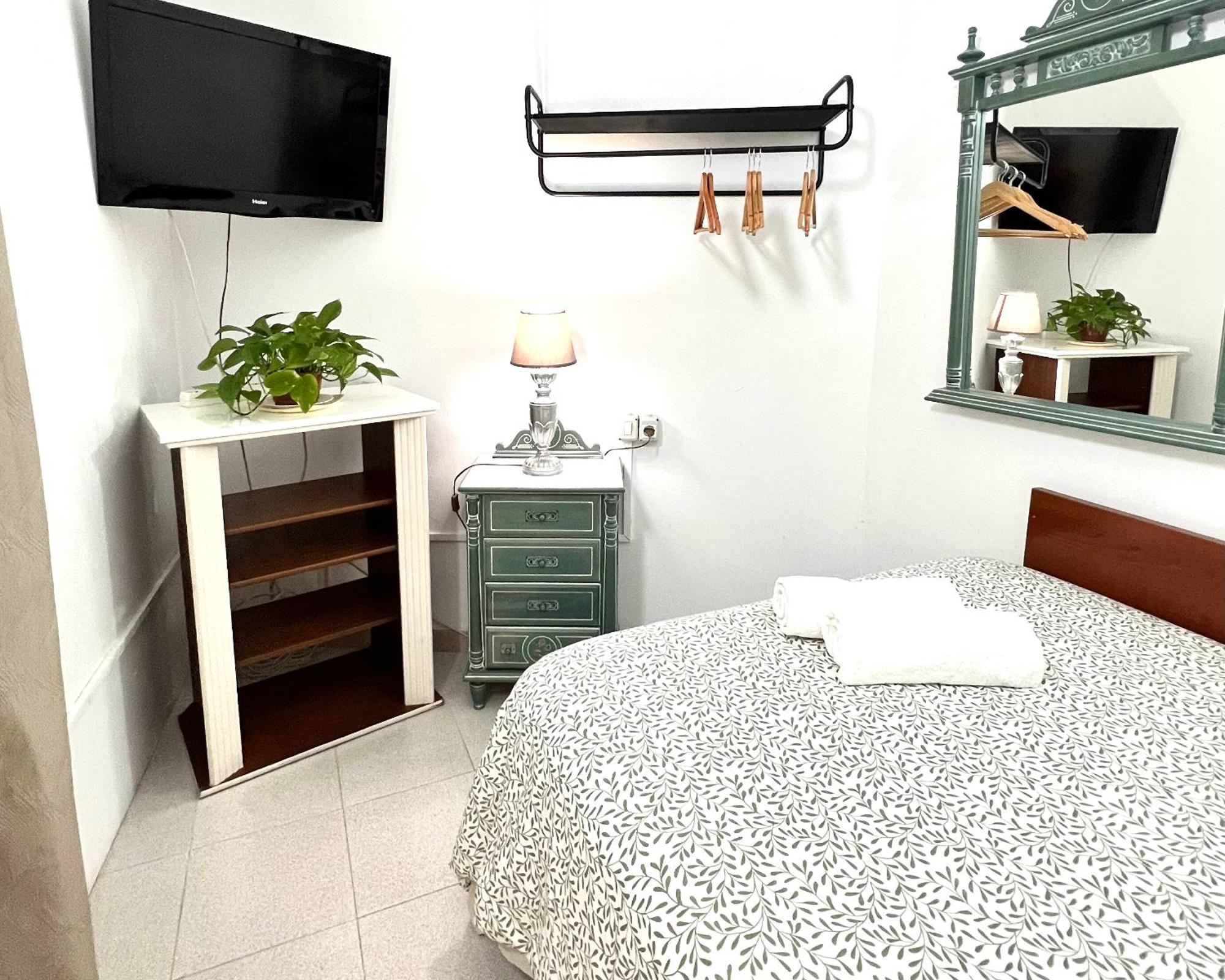 Alcalá Alcamar Habitacion Privada Con Las Areas De Sala, Cocina Y Bano Que Se Comparten Cerca Al Mar! מראה חיצוני תמונה