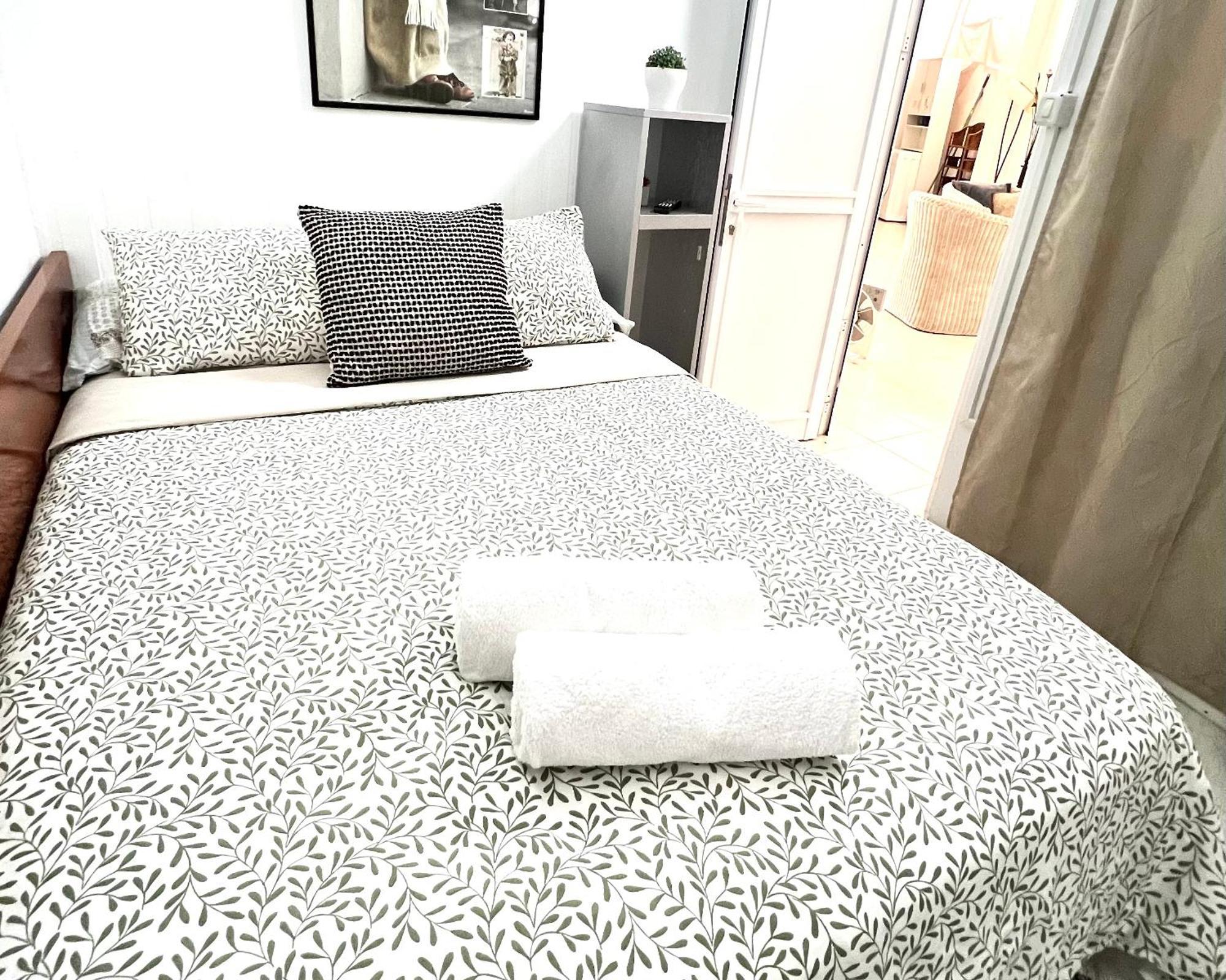 Alcalá Alcamar Habitacion Privada Con Las Areas De Sala, Cocina Y Bano Que Se Comparten Cerca Al Mar! מראה חיצוני תמונה